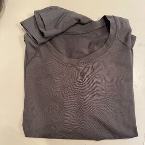 Lululemon Swiftly Tech Long Sleeve 2.0 Sage Green Crew Size 4